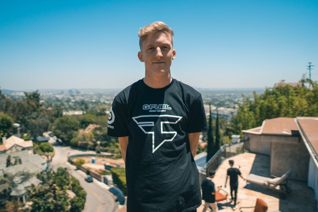Spore problemy FaZe Clan. Organizacja została pozwana przez swojego gracza Fortnite