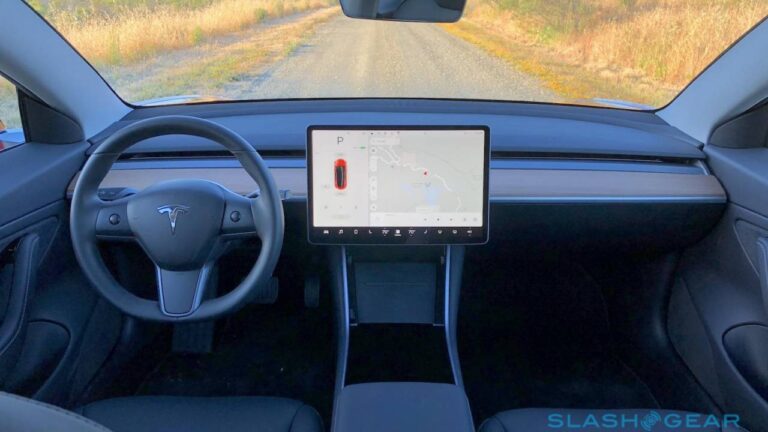 Tesla dostanie Fallout: Shelter. Następny w kolejce będzie Skyrim?