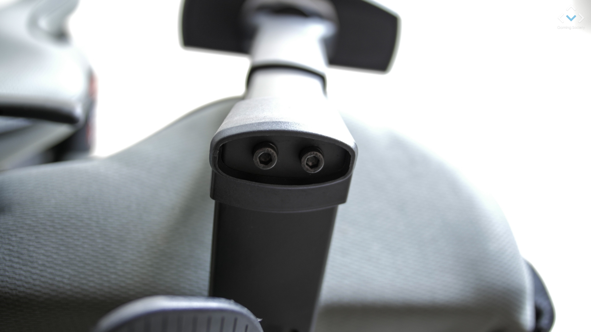 SPC Gear SR500