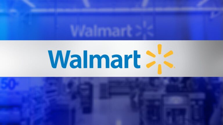 Walmart nie nakazał pracownikom usuwania gier z półek, robią to sami