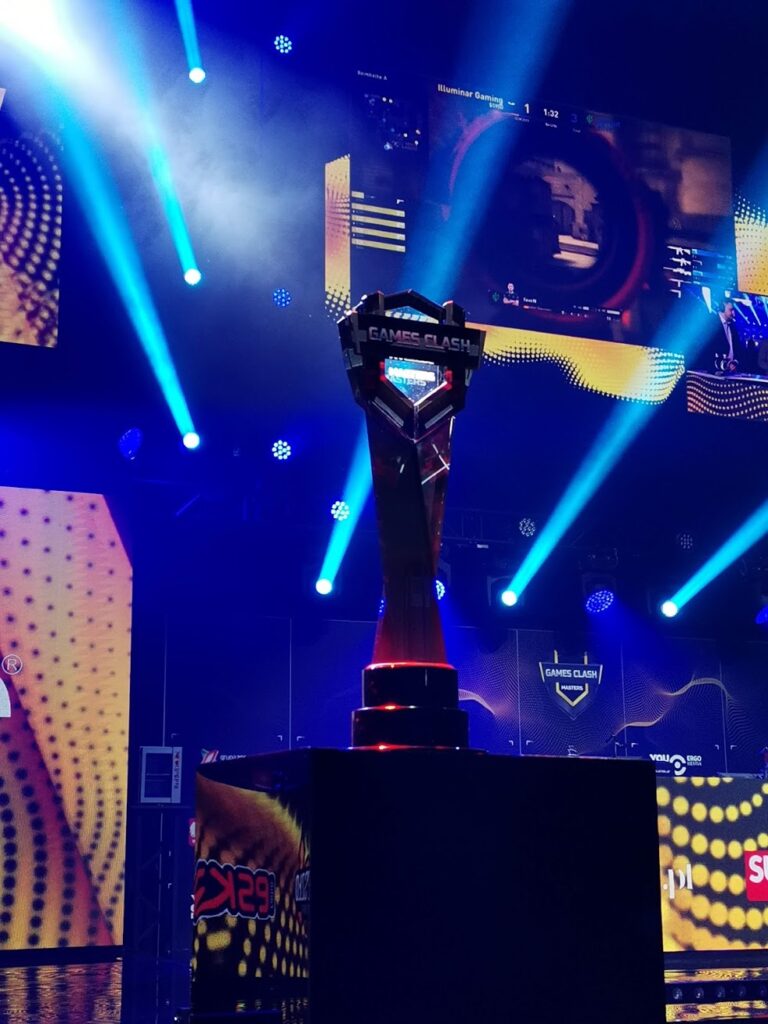 Games Clash Masters trofeum