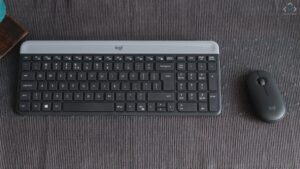 Logitech Slim Combo MK470