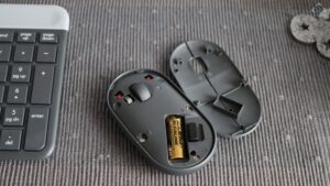 Logitech Slim Combo MK470