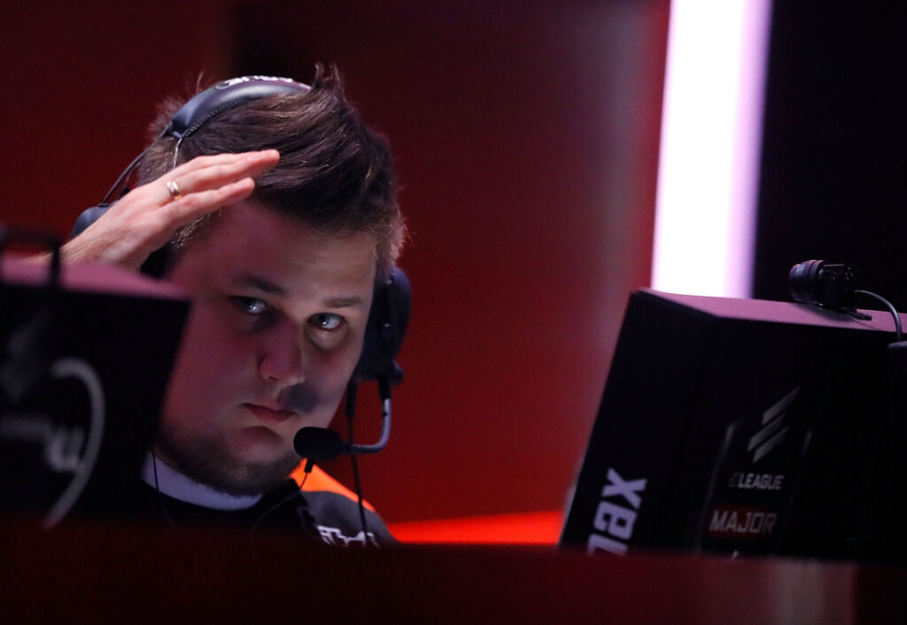 Gigantyczny skok Polaków w rankingu HLTV. Virtus.pro wracają do top 20