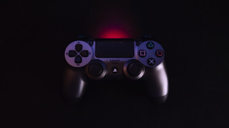 Sprzedawcy już zaczynają wykorzystywać hype na PlayStation 5