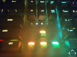 Razer-Blackwidow-Ultimate-3