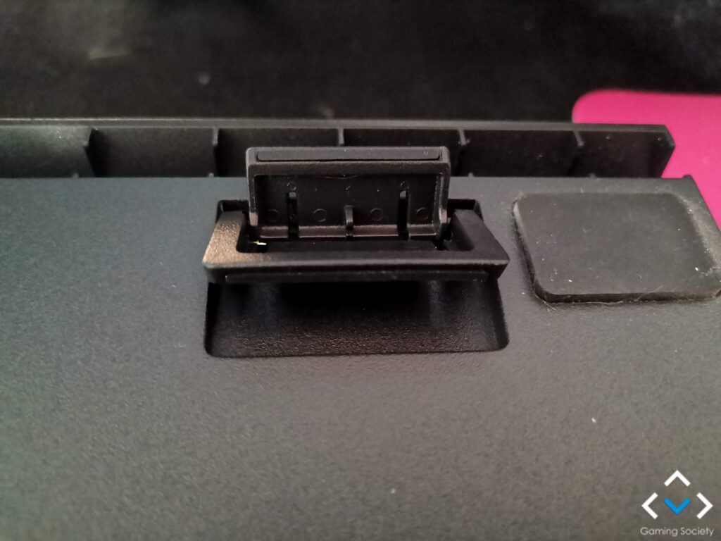 Razer-Blackwidow-Ultimate-5