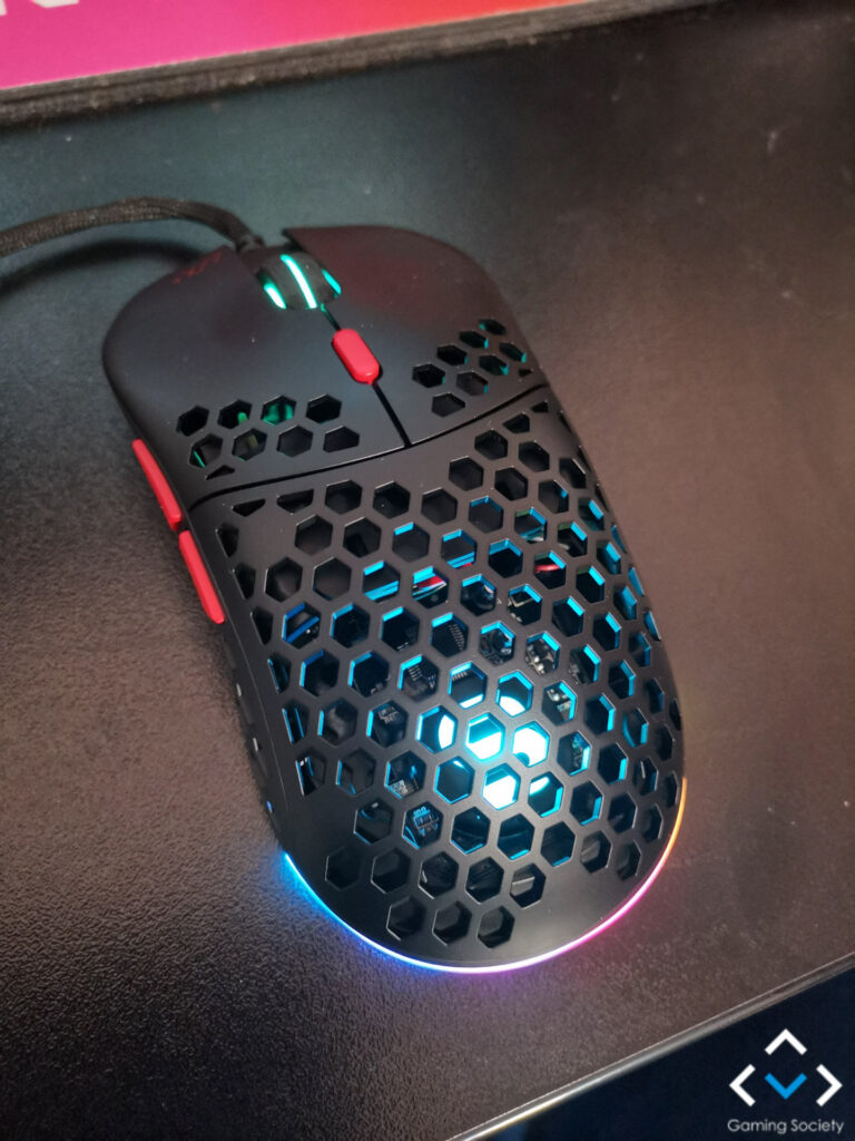 SPC-Gear-Lix-2