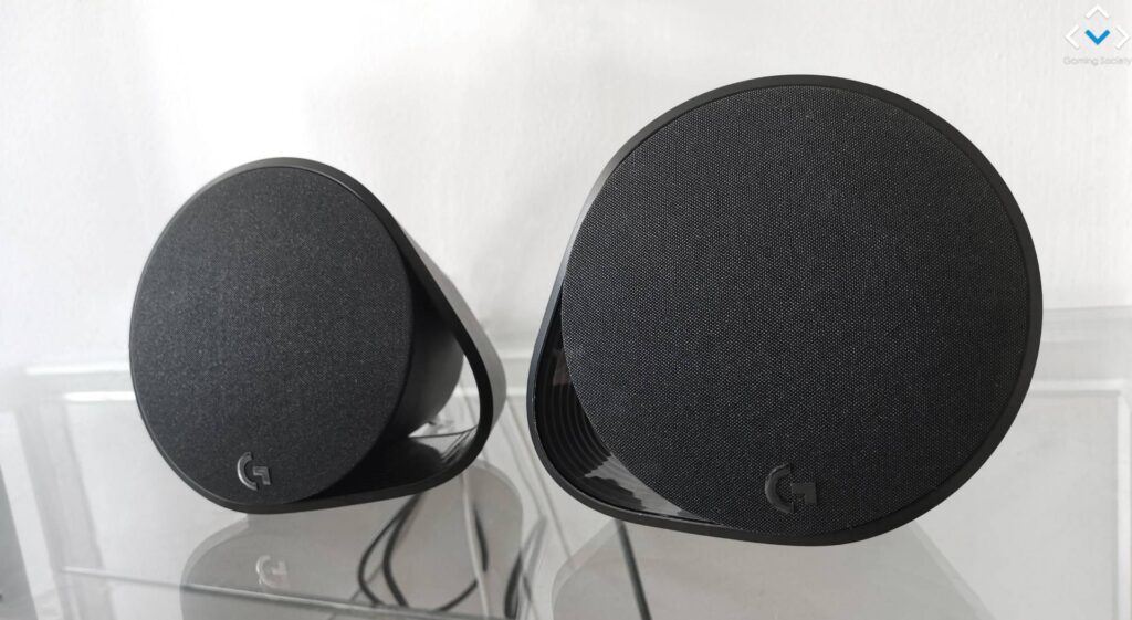 Logitech G560 4