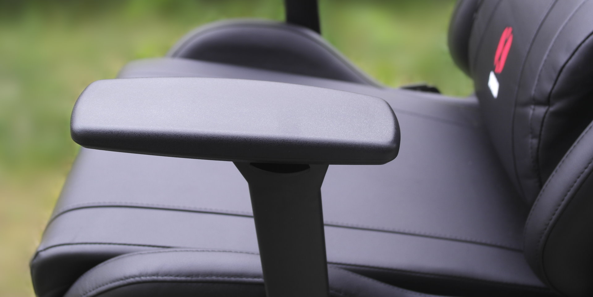 Diablo Chairs X-Horn 2.0 King Size