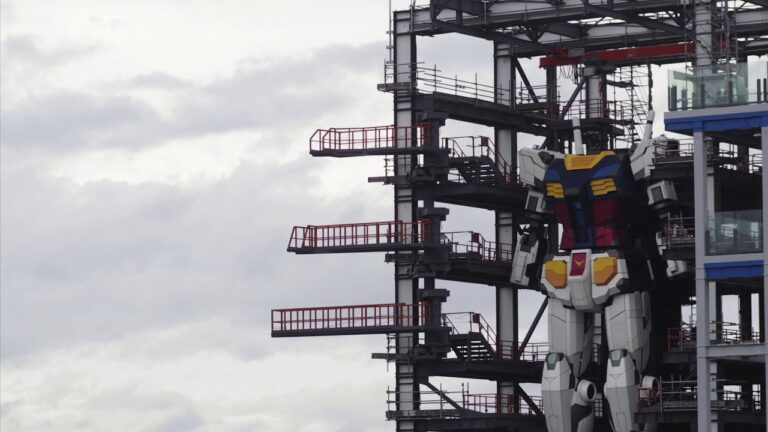 RX-78 Gundam – gigantyczny robot powstaje w Japonii