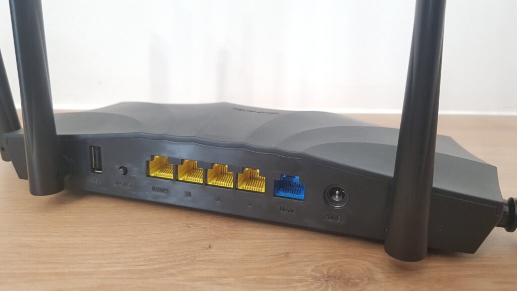 Tenda Router