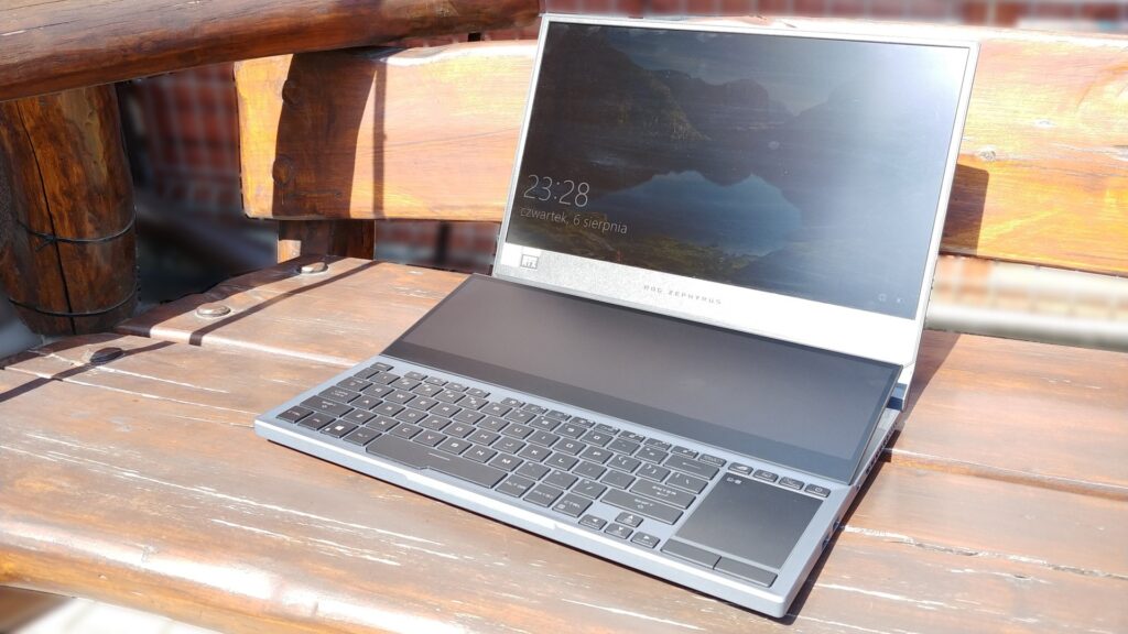 Asus ROG Zephyrus Duo 15 – test dwuekranowego laptopa