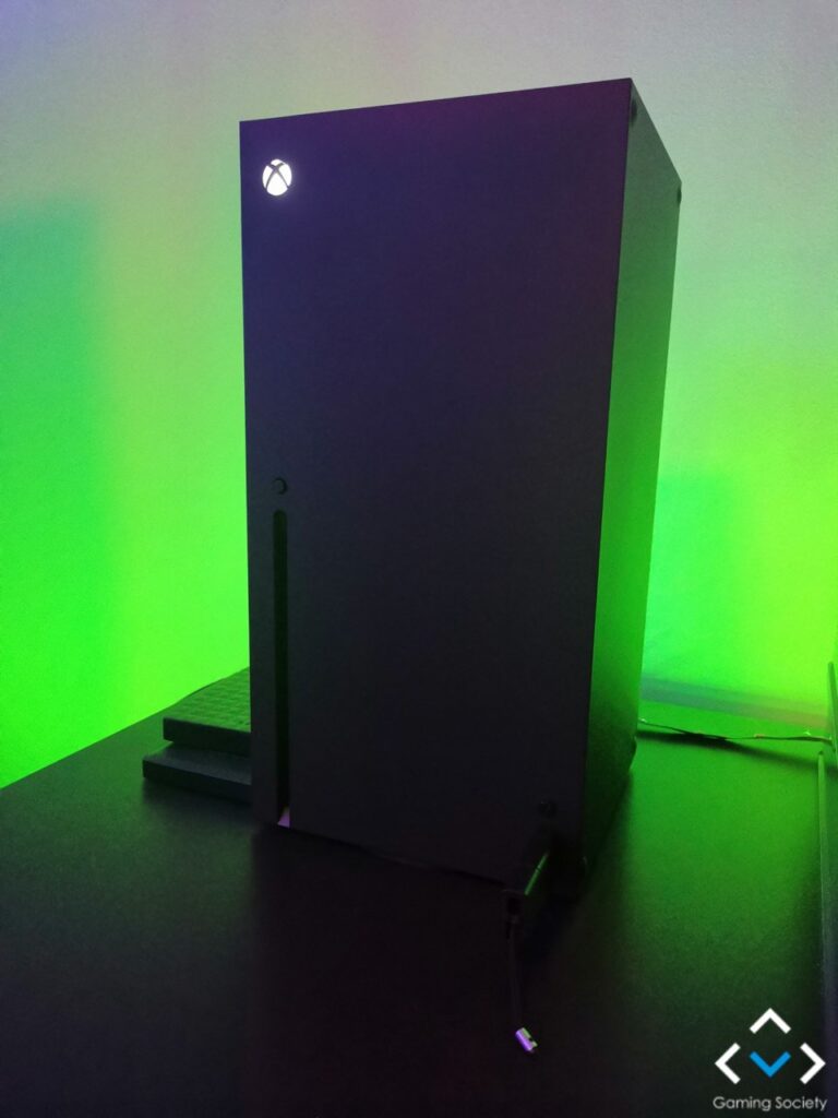 MIcrosoft pracuje nad trybem nocnym Xboxa