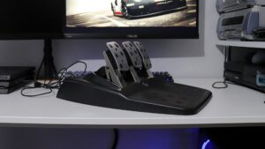 Logitech G923