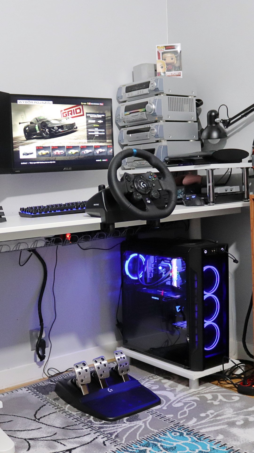 Logitech G923