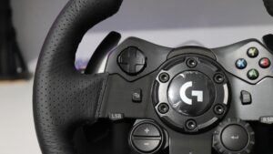 Logitech G923