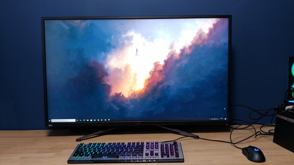 Test długodystansowy monitora ASUS ROG PG43UQ: 43-calowy potwór z G-Sync, 144Hz, 4K i HDR 1000