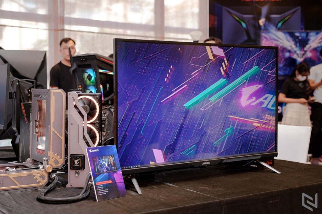 Gigabyte zaprezentował nowy monitor AORUS FV43U 4K, 144 Hz o przekątnej ekranu 43 cale