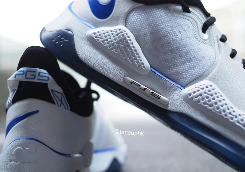 Nike PS5
