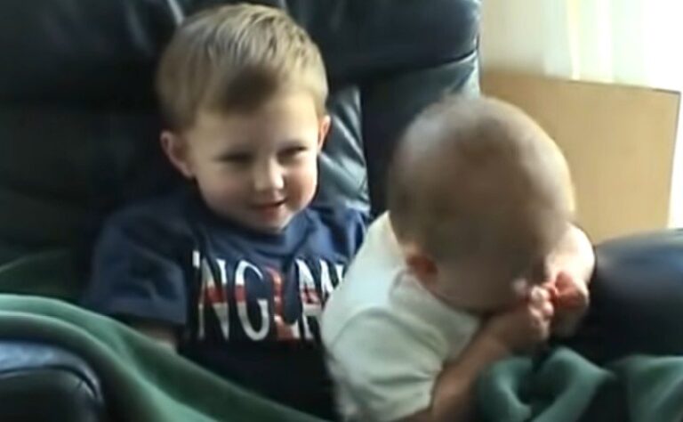 Charlie Bit My Finger wideo sprzedane jako token NFT za 760,000 dolarów