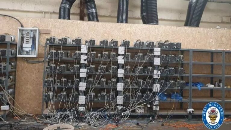 Plantacja marihuany okazała się nielegalną kopalnią kryptowalut