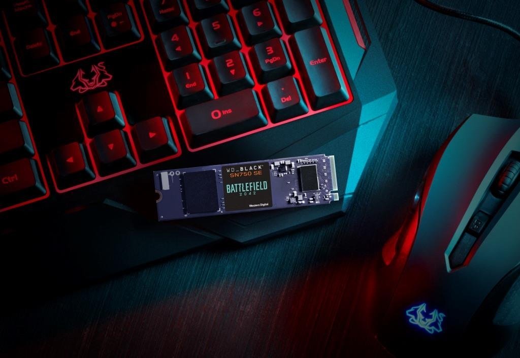 Western Digital prezentuje kolekcjonerski pakiet z dyskiem WD_BLACK SN750 SE dla fanów gry Battlefield™ 2042 od EA&DICE