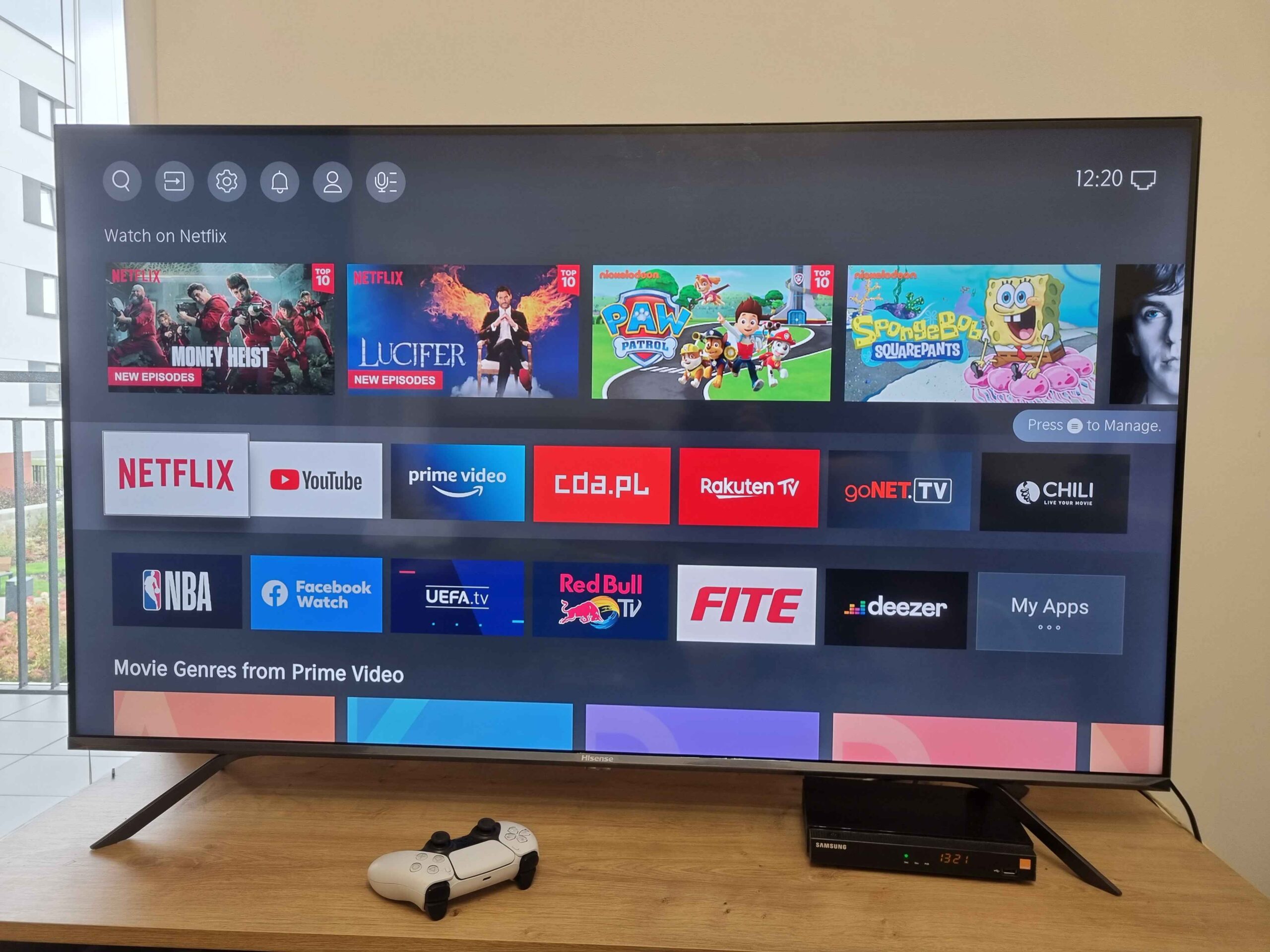 TCL C728