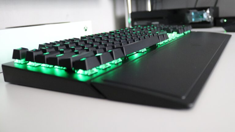 Recenzja Razer BlackWidow V3 – solidny mechanik na twoim biurku