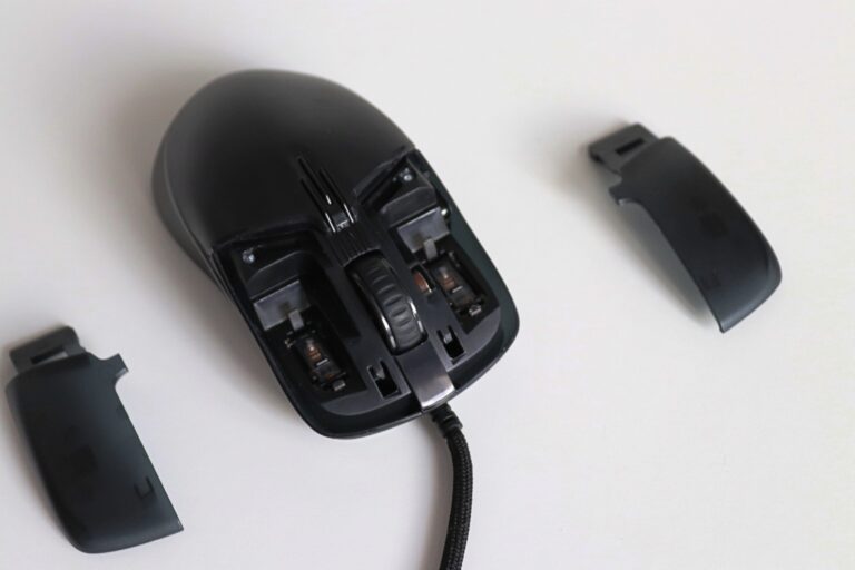 Recenzja myszki Dream Machines DM7 Switch. Wymiana przełączników jeszcze nigdy nie była tak łatwa