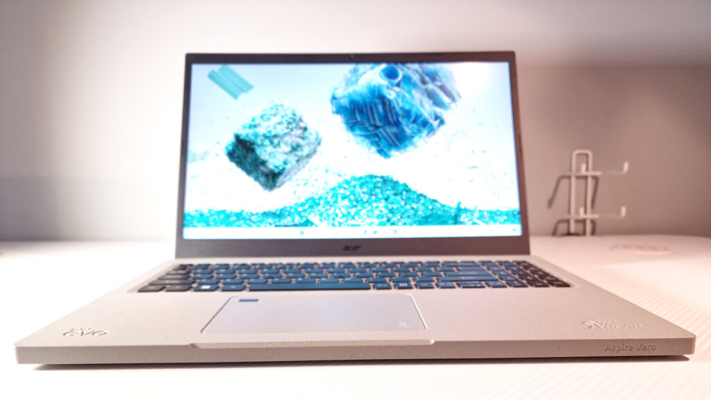 Acer Aspire Vero, zielony laptop dla domu
