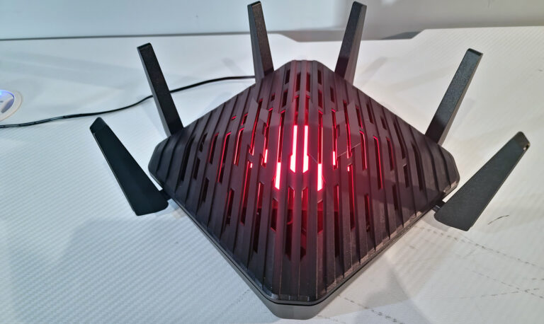 Acer Predator Connect W6