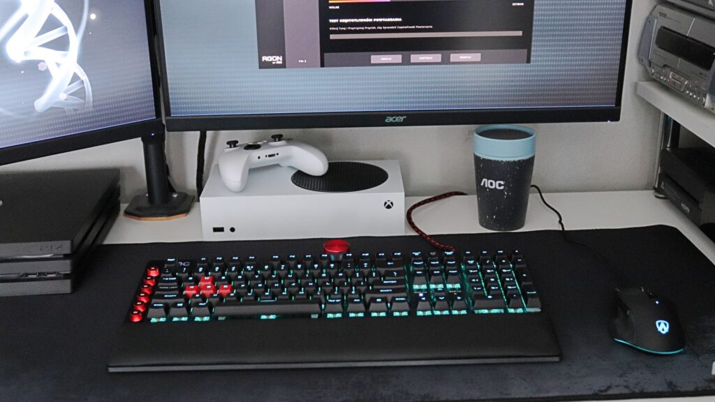 AOC AGON AGK700 – mechanik z Cherry MX Red, w przystępnej cenie