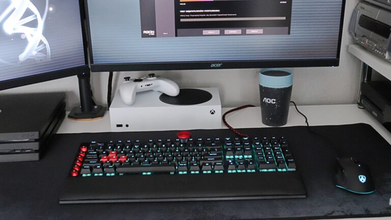 AOC AGON AGK700 – mechanik z Cherry MX Red, w przystępnej cenie