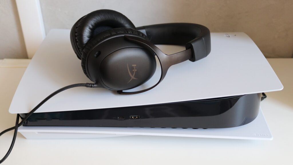 Recenzja gamingowych słuchawek HyperX Cloud III – na to właśnie czekałem