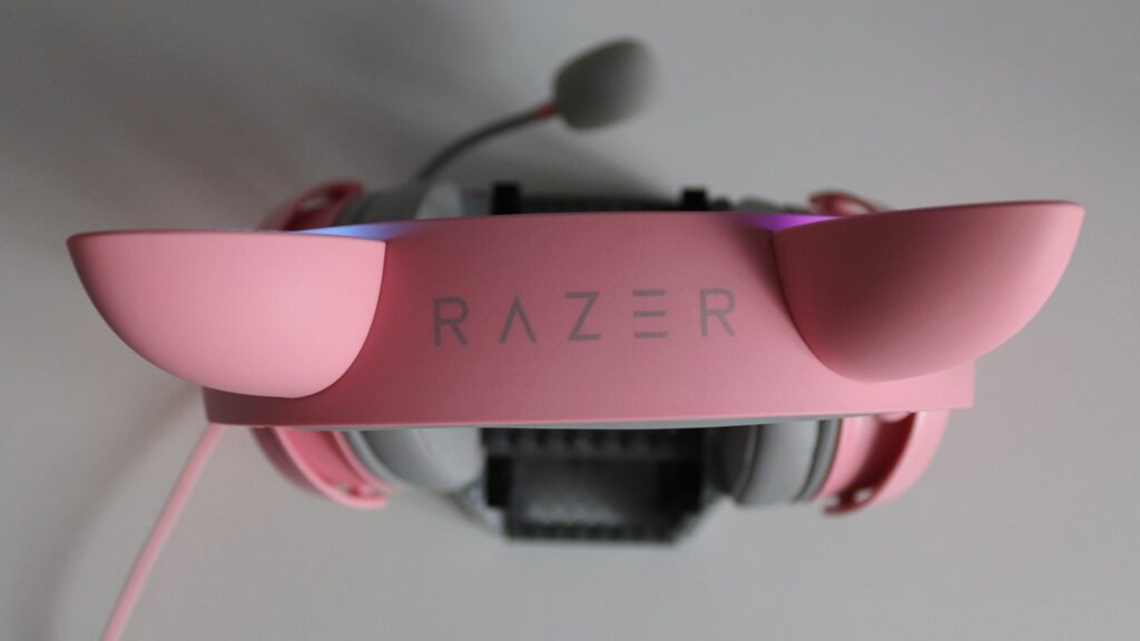 Razer Kraken Kitty V2 Pro Quartz – różowe słuchawki z wymiennymi uszami, które pokochacie