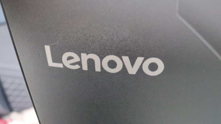 Lenovo wchodzi do projektu AI Heroes żeby szkolić Polaków z praktycznego korzystania z AI