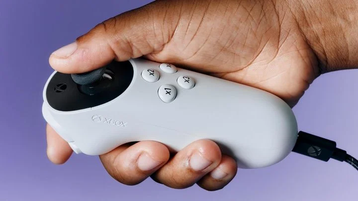 Microsoft – nowy kontroler dla Xbox i PC ułatwi granie niepełnosprawnym