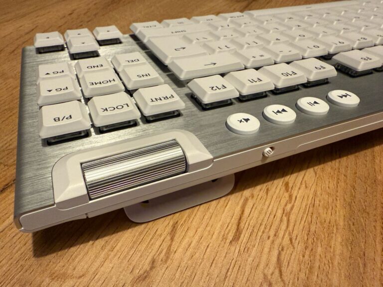 Logitech G915 X Lightspeed TKL – legenda powraca w odświeżonej wersji [recenzja]