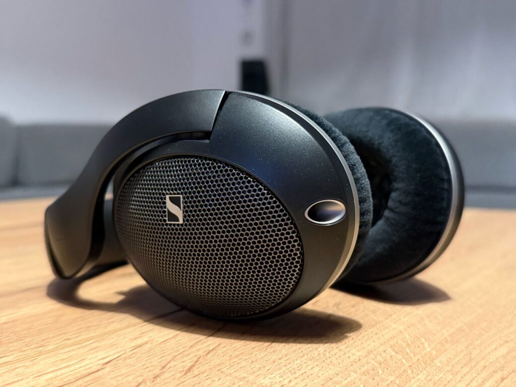Sennheiser HD 550 – Recenzja otwartych słuchawek dla graczy i melomanów