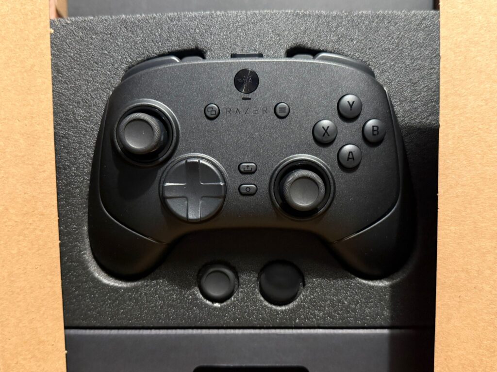 Razer Wolverine v3 Tournament Edition 8K – recenzja