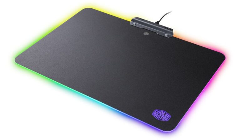 Potrzebujecie oświetlenia LED w podkładce pod gryzonia? Cooler Master zaspokaja