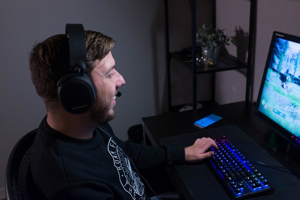 SteelSeries Arctis 3 teraz także w wersji Bluetooth