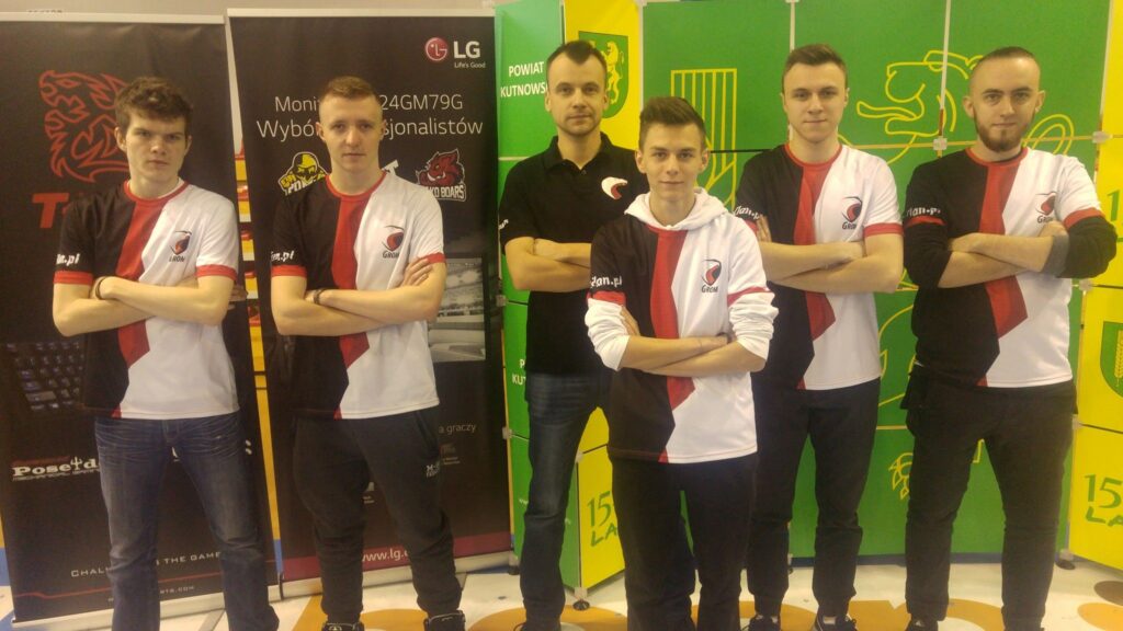 V runda NTT System Quersus Pucharu Polski oraz LG Mistrzostw Polski Szkół w E-sporcie – Kutno