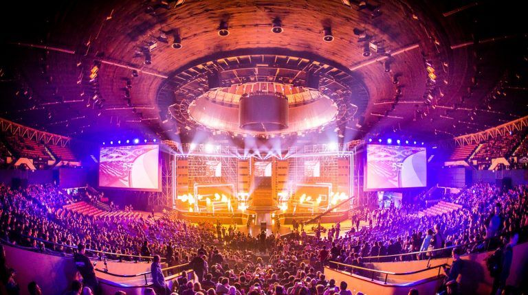 Pierwsze zespoły z zaproszeniami na IEM Katowice 2018. Wśród nich Virtus.pro