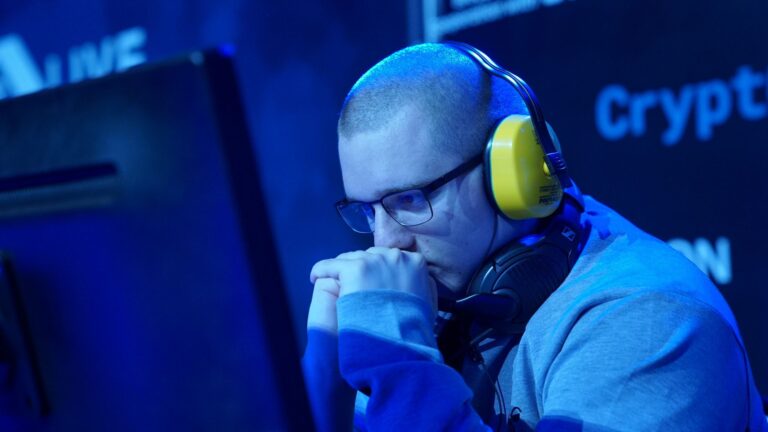 AGO przegrywa z Team Russia i odpada z WESG 2017