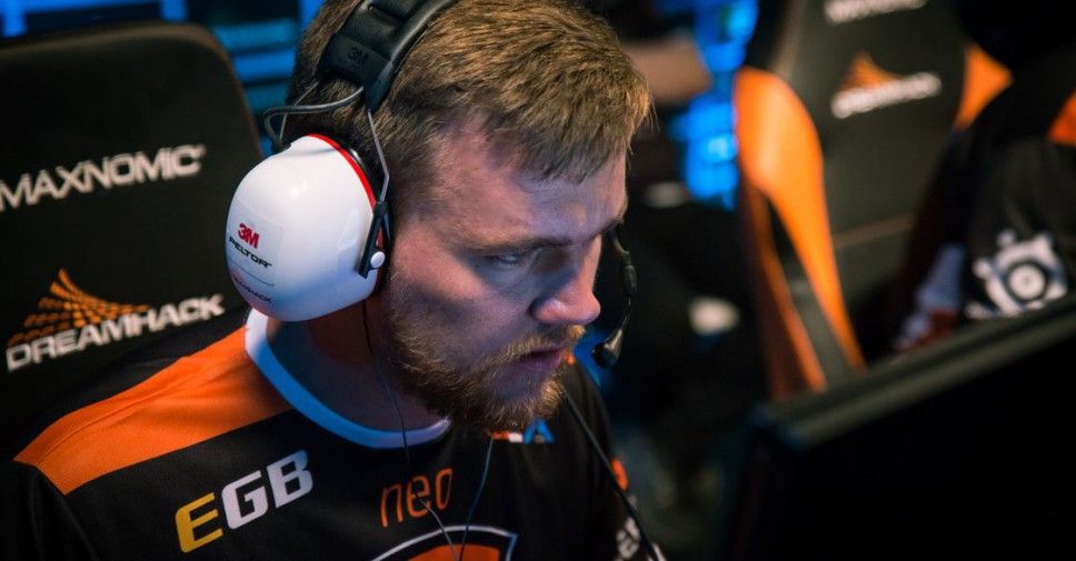 Virtus.pro z awansem do półfinału V4 Future Sports Festival