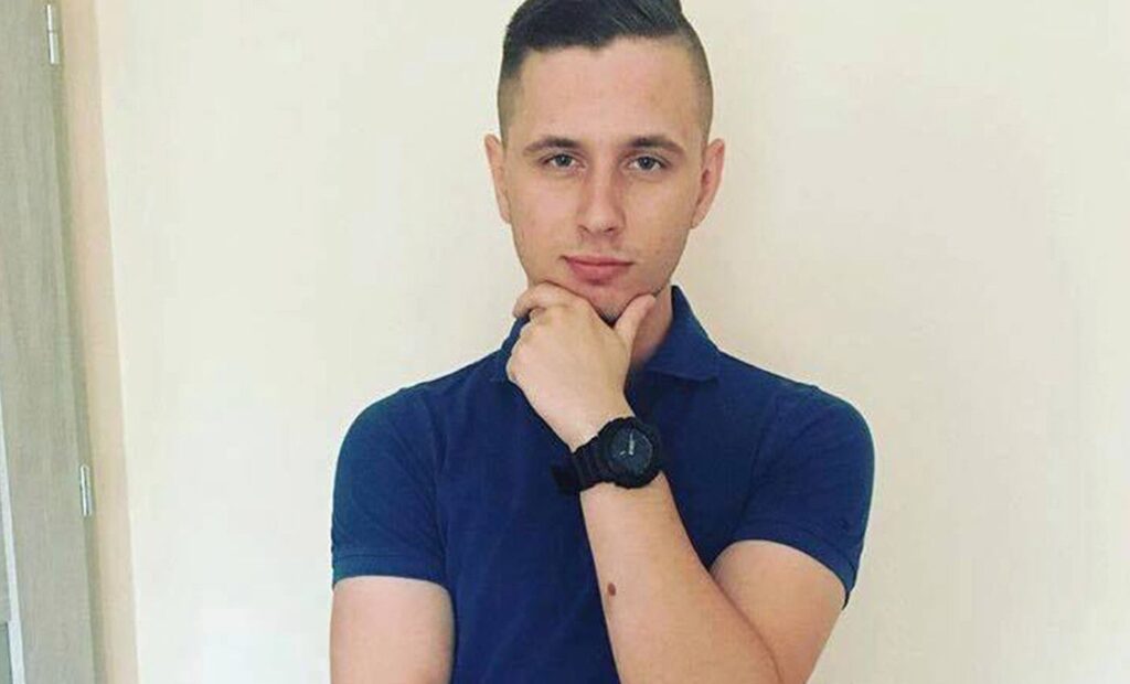 Rafonix przed sądem. Patostreamer odpowie za pobicie niepełnosprawnego