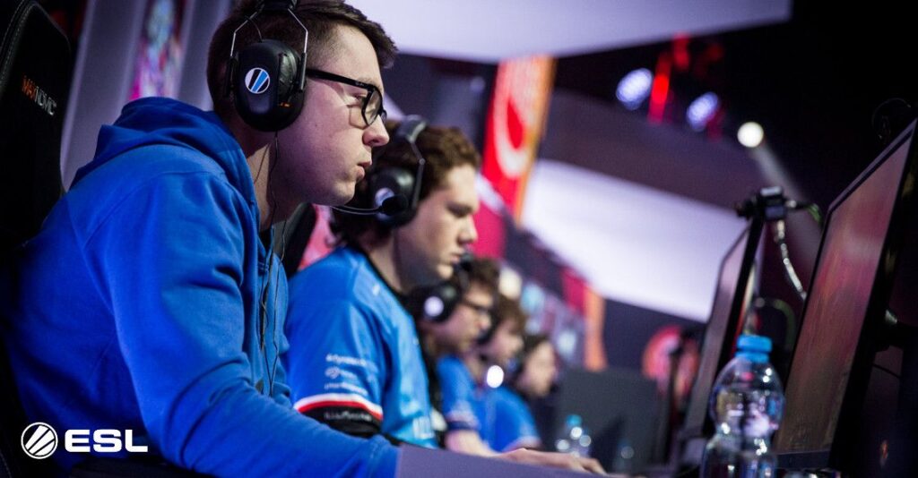 Illuminar Gaming i Szata Maga finalistami ESL Mistrzostw Polski League of Legends