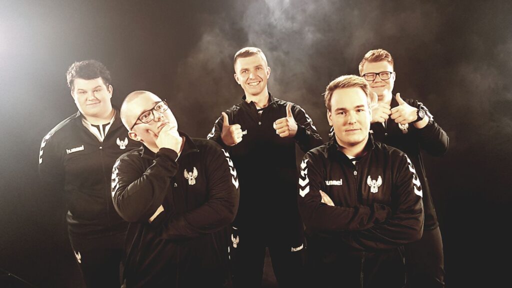 AGO Esports awansują do play-offów StarSeries – Jastrzębie bezlitosne dla Myszy. VP ulega Natus Vincere